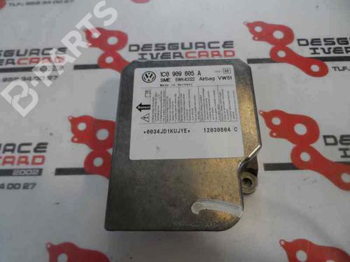 Airbag styreenhed SEAT LEON (1M1) [1999-2006]  585713