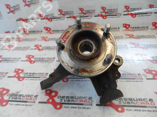 Used Right front steering knuckle FORD FOCUS C-MAX (DM2) 1.6 (100 hp) 586205