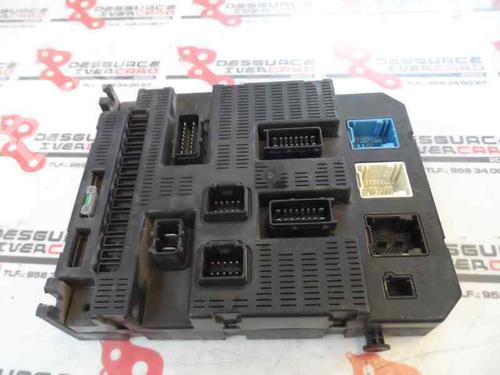 Used Fuse box CITROËN C4 Coupe (LA_) [2004-2013]  586223