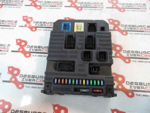 Fuse box PEUGEOT 308 I (4A_, 4C_)  | BP2132966E1 