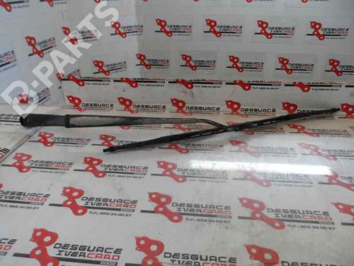 Used Front windshield wiper arm KIA SORENTO I (JC) 2.5 CRDi 4WD (140 hp) 3469076