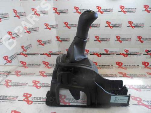 manual-gearbox-selector-renault-megane-iii-hatchback-bz01_-b3_-15-dci-2008-7438750 main image