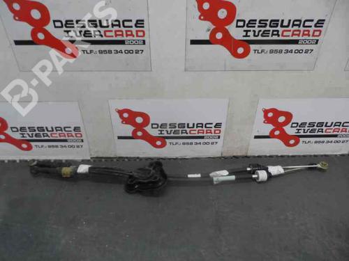 Used Gear lever RENAULT MEGANE III Hatchback (BZ0/1_, B3_) 1.5 dCi (86 hp) 7438751