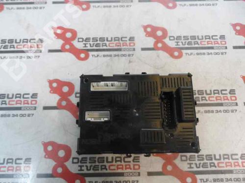 Sikringsdose RENAULT CLIO III (BR0/1, CR0/1) 1.5 dCi (BR0H, CR0H, CR1S, BR1S) (106 hp) 586457