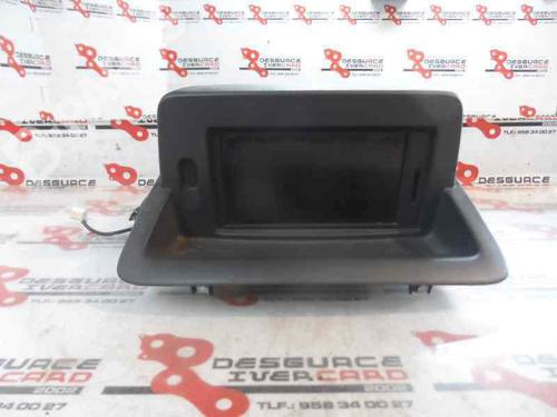 Used Radio RENAULT CLIO III (BR0/1, CR0/1) [2005-2014]  586470