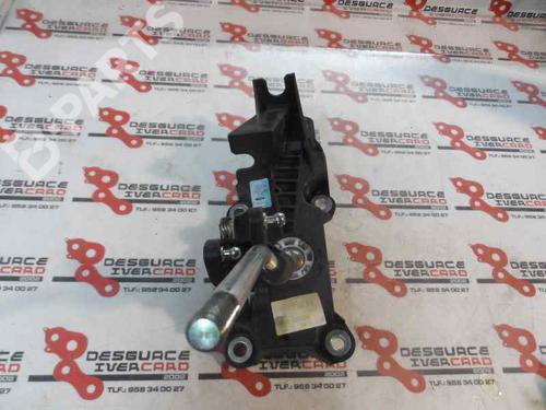 Used Gear lever FORD FOCUS II (DA_, HCP, DP) 1.8 TDCi (115 hp) 7438563