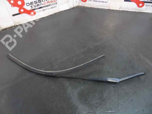 Used Front windshield wiper arm FORD FIESTA VI (CB1, CCN) 1.4 TDCi (68 hp) 3468966