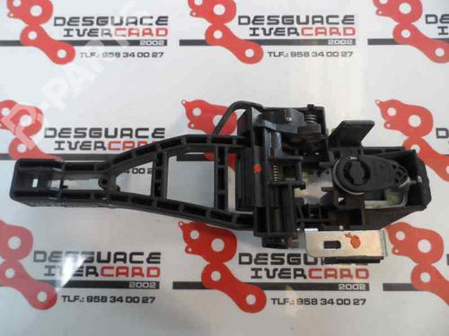 Used Front left interior door handle FORD FOCUS III 1.6 TDCi (115 hp) 3213245