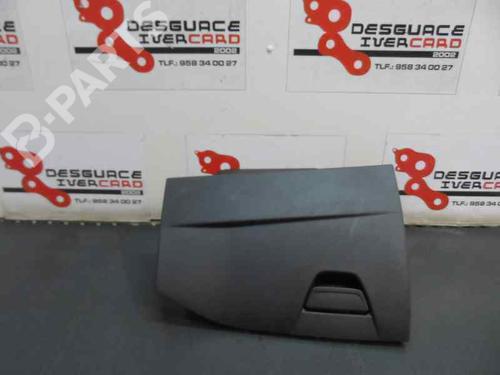 Used Glove box FORD FOCUS III 1.6 TDCi (115 hp) 1799806