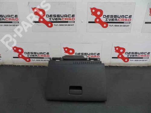 Used Glove box NISSAN TIIDA Hatchback (C11X) 1.5 dCi (106 hp) 1949633