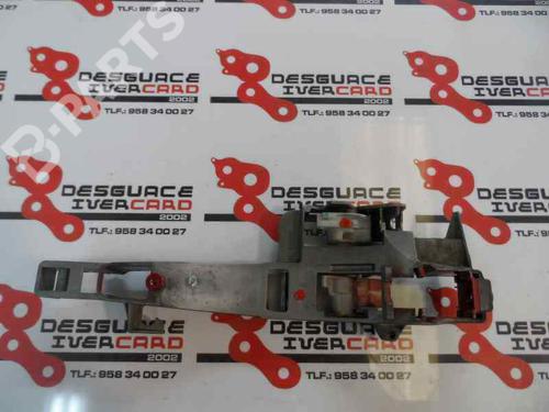 Used Front left interior door handle PEUGEOT 407 (6D_) 2.0 HDi 135 (6DRHRH, 6DRHRE, 6DRHRG, 6DRHRJ) (136 hp) 3213342