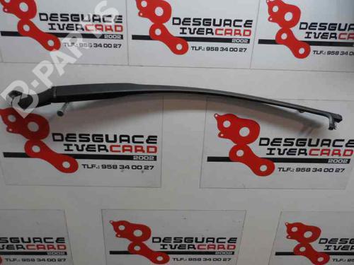 Used Front windshield wiper arm FIAT CROMA (194_) 1.9 D Multijet (194AXC1B, 194AXC12) (150 hp) 3468841