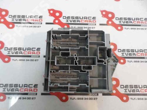 Fuse box FIAT CROMA (194_) 1.9 D Multijet (194AXC1B, 194AXC12) | BP587208E1 