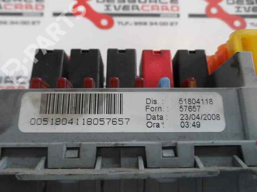 Fuse box FIAT CROMA (194_) 1.9 D Multijet (194AXC1B, 194AXC12) | BP587208E1 