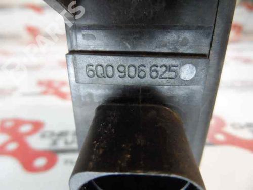 Vacuum pump SEAT LEON (1P1) 1.9 TDI | BP2132951M80 