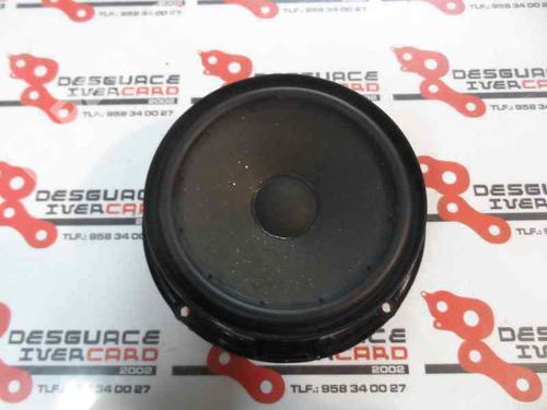 Used Radio SEAT LEON (1P1) 1.9 TDI (105 hp) 358658