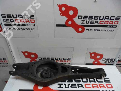 Højre bagtil bærearm SEAT LEON (1P1) 1.9 TDI (105 hp) 358675
