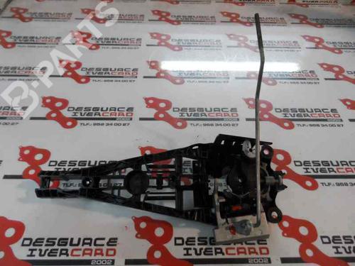Used Front left interior door handle OPEL ASTRA J (P10) 2.0 CDTI (68) (160 hp) 3212934