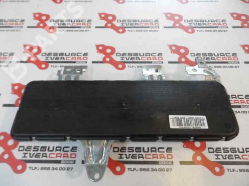 Used Passenger airbag MERCEDES-BENZ CLK (C209) CLK 270 CDI (209.316) (170 hp) 358965