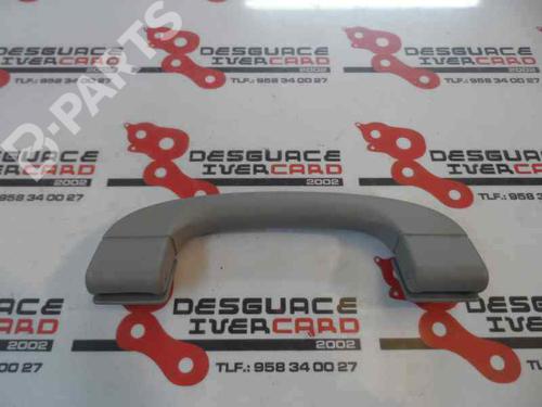 Venstre foran invendig håndtak BMW 3 (E90) 318 d (143 hp) 3212984