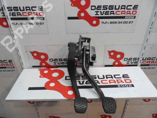 Used Clutch pedal BMW 3 (E90) 318 d (143 hp) 8797494