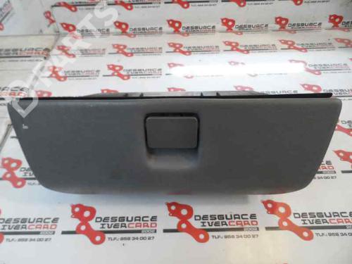 Used Glove box MERCEDES-BENZ M-CLASS (W163) ML 270 CDI (163.113) (163 hp) 354343