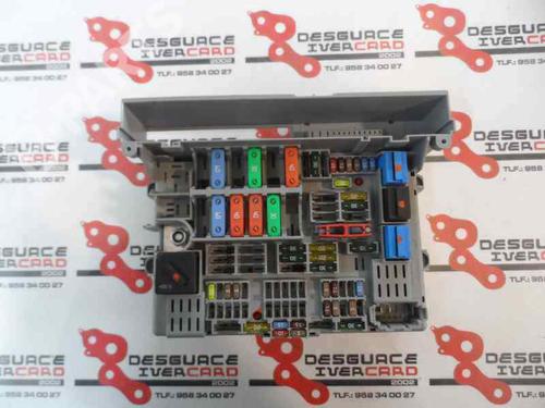Used Fuse box BMW 1 (E87) [2003-2013]  587563