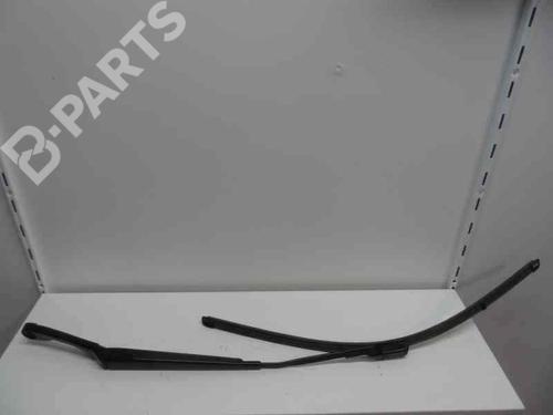Used Front windshield wiper arm OPEL ASTRA J (P10) 1.7 CDTI (68) (125 hp) 3468899