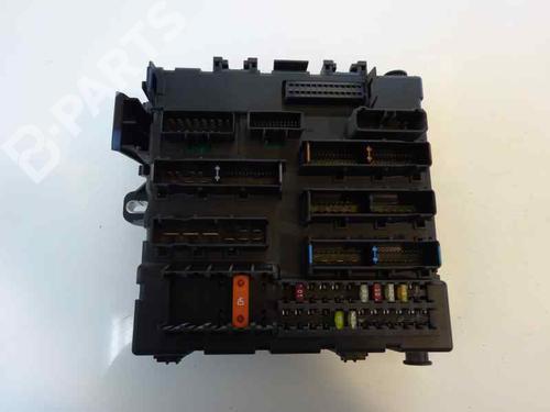Used Fuse box OPEL VECTRA C (Z02) 2.2 DTI 16V (F69) (125 hp) 355793