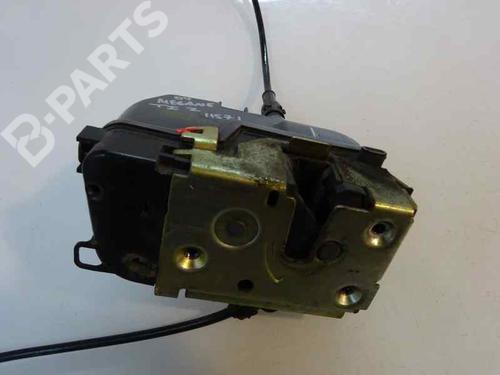 Used Rear left lock RENAULT MEGANE II (BM0/1_, CM0/1_) 1.5 dCi (BM02, BM13, BM2A, CM02, CM13) (101 hp) 2302462