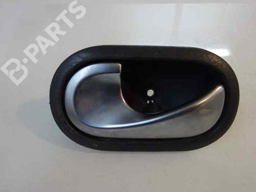 Used Front left interior door handle RENAULT MEGANE II (BM0/1_, CM0/1_) 1.5 dCi (BM02, BM13, BM2A, CM02, CM13) (101 hp) 3212754