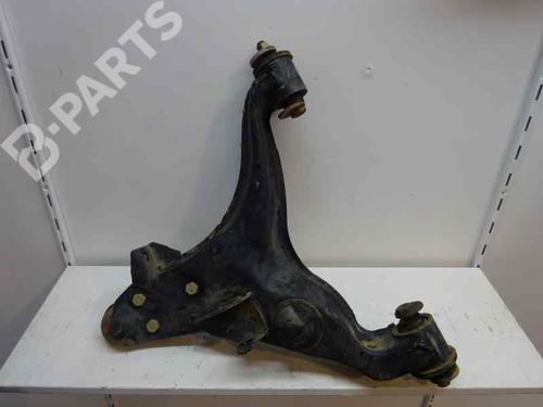 Venstre fortil bærearm MITSUBISHI PAJERO III (V7_W, V6_W) 3.2 Di-D (V68W) (160 hp) 1254818