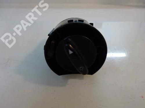 Used Headlight switch AUDI A6 C5 (4B2) 2.5 TDI (163 hp) 1367974