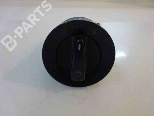 Used Headlight switch VW POLO (6N2) 1.4 (60 hp) 1531751