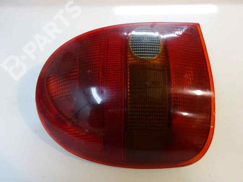 Used Left taillight OPEL CORSA B (S93) 1.4 i (F08, F68, M68) (60 hp) 1370308