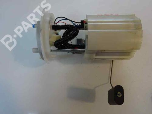 Used Fuel pump FIAT GRANDE PUNTO (199_) 1.4 (199AXB11, 199AXB1A, 199BXB1A, 199AXL1A) (77 hp) 1028058