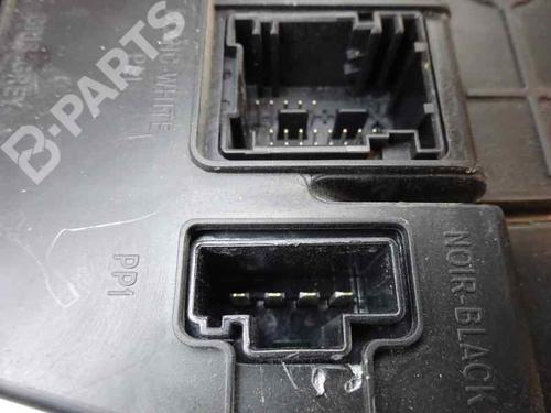 Fuse box RENAULT SCÉNIC II (JM0/1_) 1.5 dCi (JM0F) | BP1507699E1 