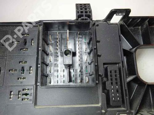 Fuse box OPEL VECTRA C (Z02) 2.2 DTI 16V (F69) | BP1449982E1 