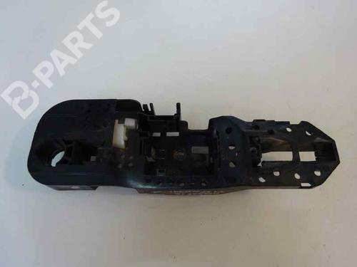 Venstre bak invendig håndtak RENAULT MEGANE III Hatchback (BZ0/1_, B3_) 1.5 dCi (106 hp) 3212752