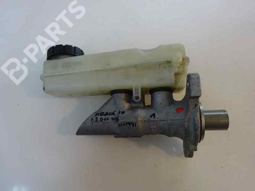 Used Brake master cylinder RENAULT MEGANE III Hatchback (BZ0/1_, B3_) 1.5 dCi (106 hp) 2330615