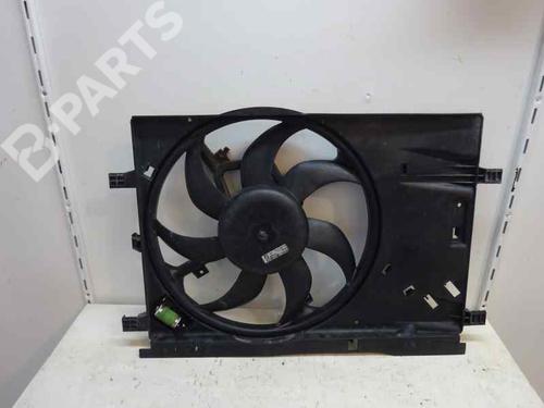 Used Radiator fan FIAT GRANDE PUNTO (199_) 1.4 (199AXB11, 199AXB1A, 199BXB1A, 199AXL1A) (77 hp) 1224242