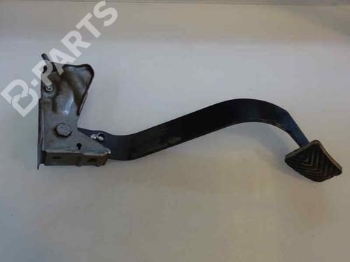 Clutch pedal MITSUBISHI PAJERO III (V7_W, V6_W) 3.2 Di-D (V68W, V78W) (165 hp) 8797524