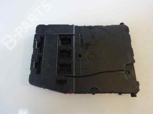 Caja reles / fusibles RENAULT SCÉNIC II (JM0/1_) 1.5 dCi (JM1E, JM16) (106 hp) 1866014