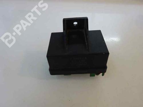 Used Electronic module FORD FIESTA V (JH_, JD_) 1.4 TDCi (68 hp) 9094318