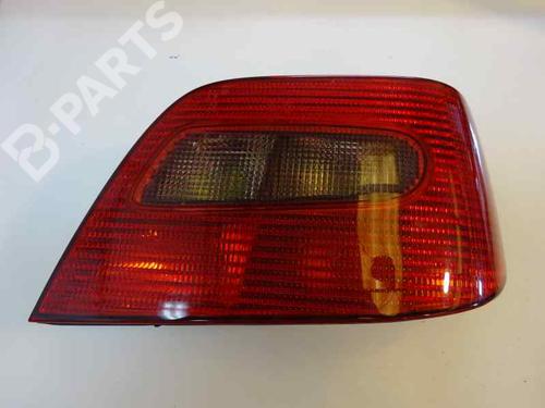 Used Right taillight CITROËN XSARA (N1) 2.0 HDi 90 (90 hp) 1562348