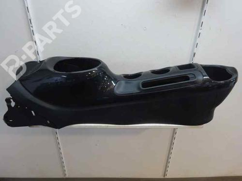 Used Armrest / Center console NISSAN JUKE (F15) 1.5 dCi (110 hp) 7161874