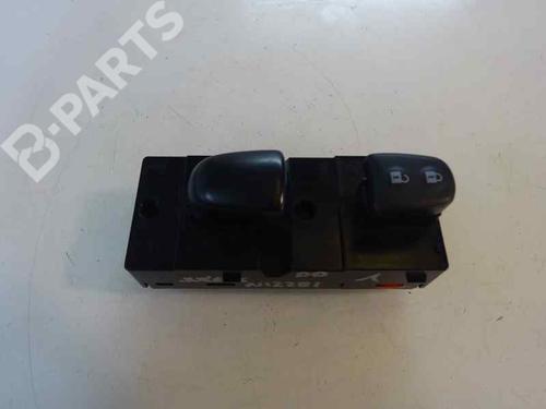Used Right front window switch NISSAN JUKE (F15) 1.5 dCi (110 hp) 2506666
