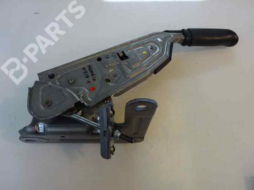 Used Hand brake RENAULT MEGANE III Hatchback (BZ0/1_, B3_) 1.5 dCi (106 hp) 8797074