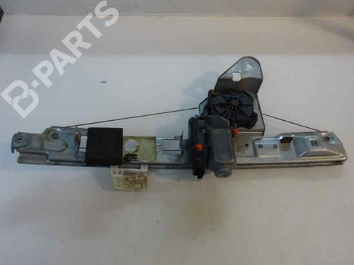 Rudehejsemekanisme Højre bagtil RENAULT MEGANE II Saloon (LM0/1_) 1.9 dCi (LM0G, LM1G, LM2C) (120 hp) 2439320