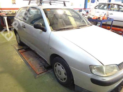 Left taillight SEAT IBIZA II (6K1) 1.4 | BP2549733C34 